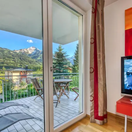 Leon - By Alpen * Zell am See