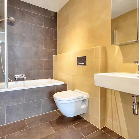 Leon - By Alpen Apartamento